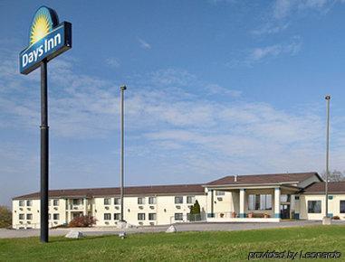 Days Inn By Wyndham Boonville Exterior photo